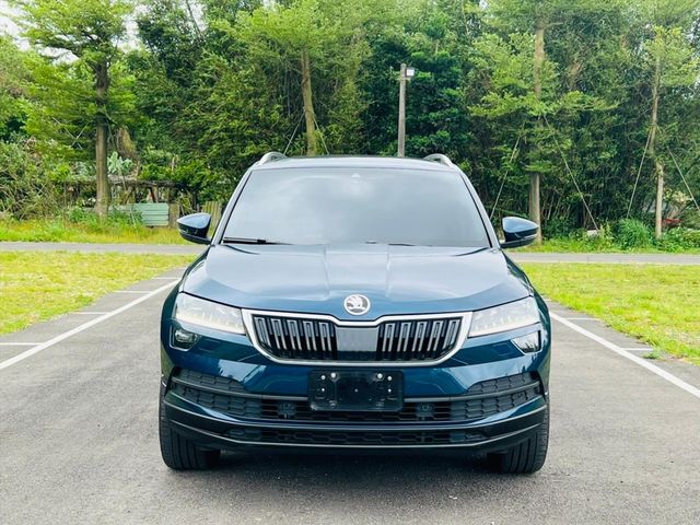 SKODA KAROQ 藍  第1張相片