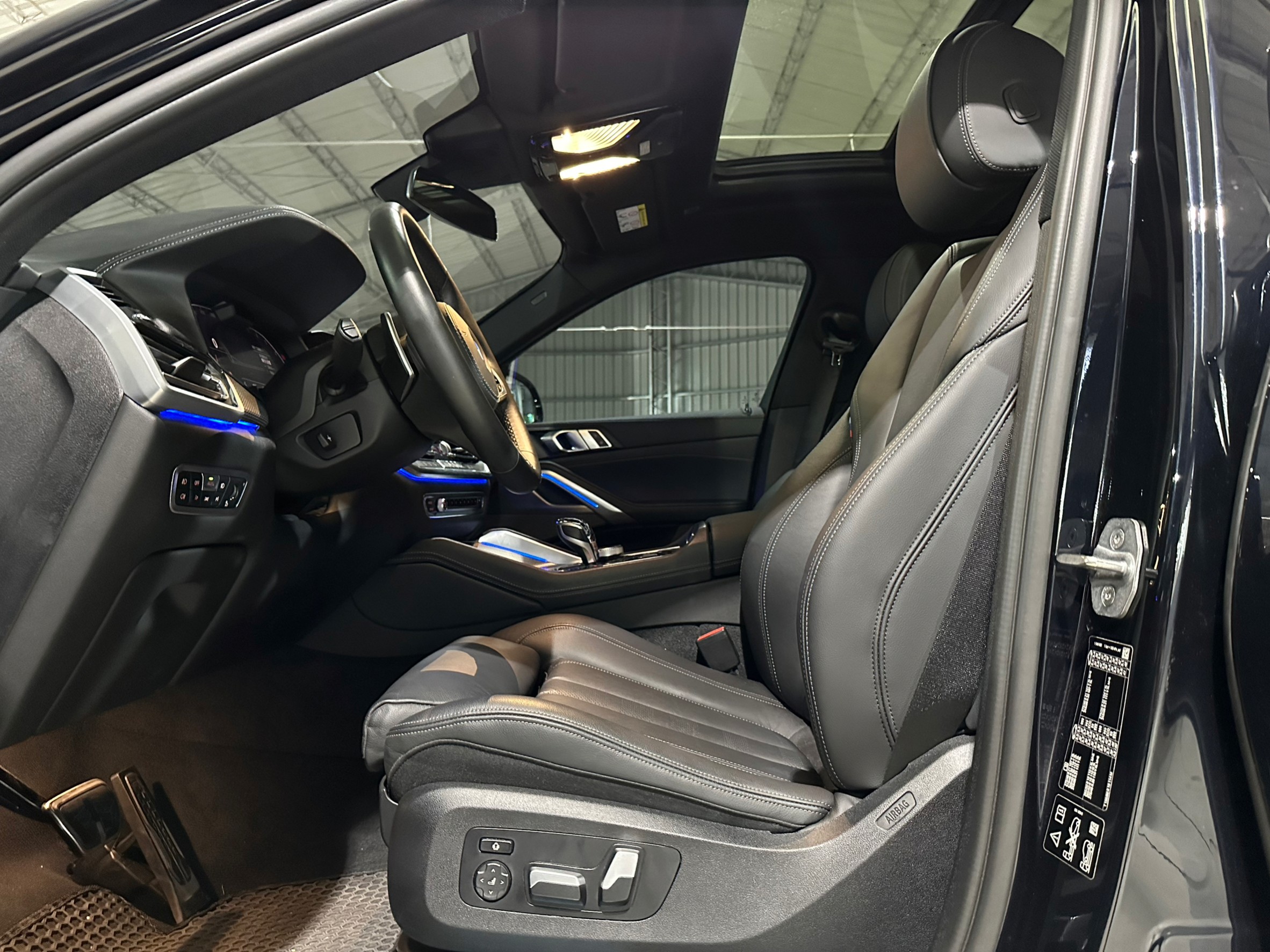 2020  寶馬 X6 xDrive40i M Sport  第9張相片
