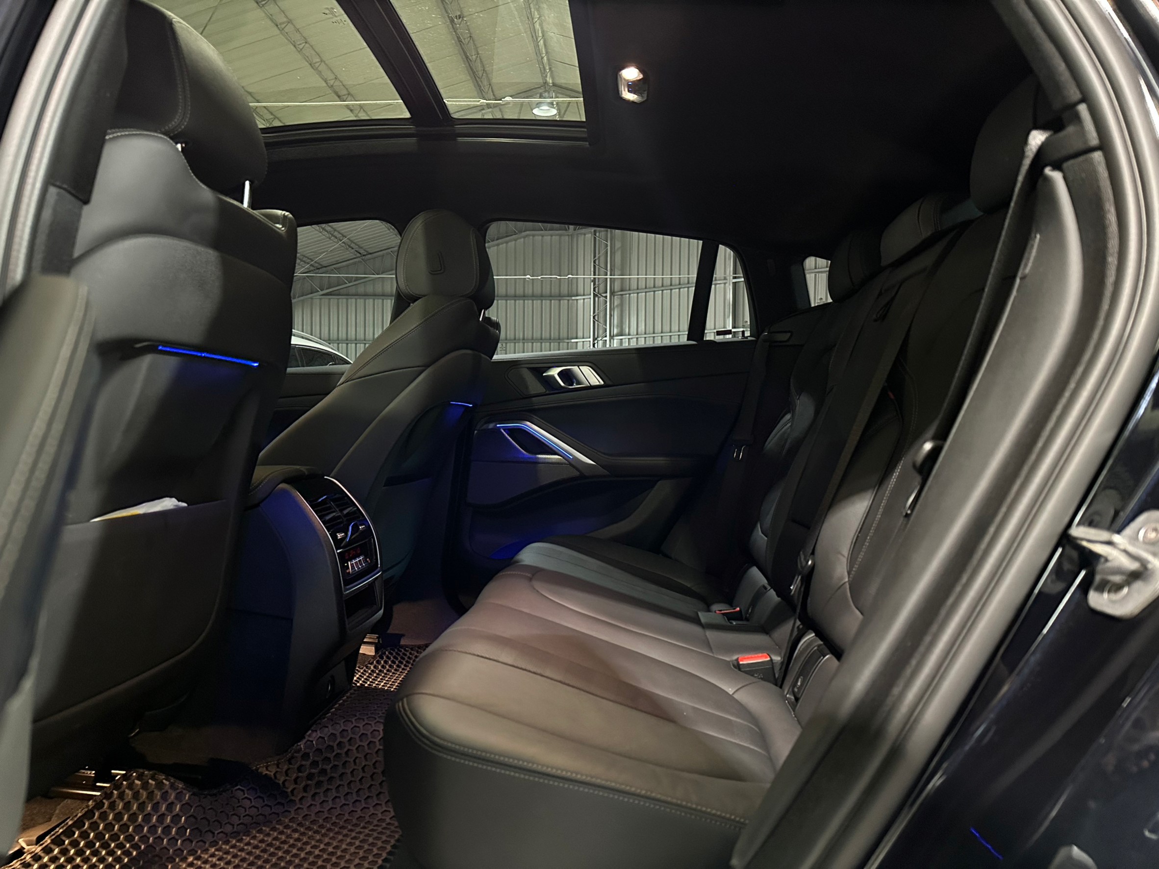 2020  寶馬 X6 xDrive40i M Sport  第13張相片