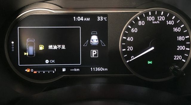 一手車.僅跑一萬多.原鈑原漆.I-KEY.定速.TCS.盲點.換道輔助.偏離警示.急煞.環景.影音.空力套件.根本像新車  第3張相片