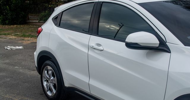 17年式 日式SUV精品車 I-KEY 定速 換檔撥片 恆溫 TCS防滑 導航倒車顯影 高階影音 俐落好開 享受駕馭感!  第15張相片