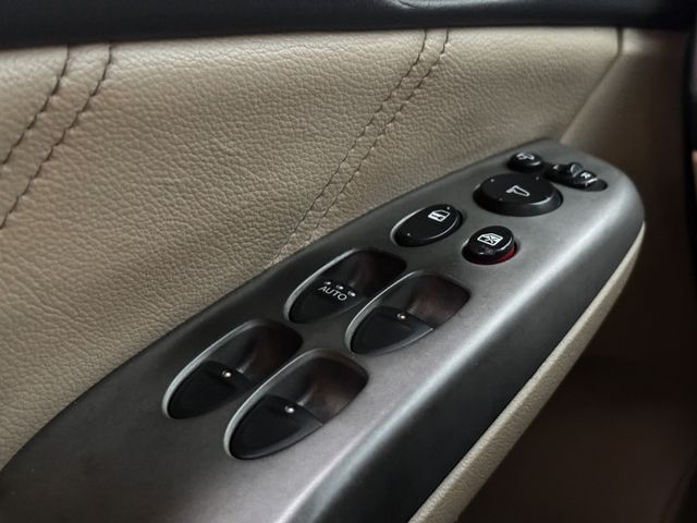追風神車永遠風行的K12.原鈑件.天窗.換檔快撥片.恆溫.倒車顯影.多元影音.氣氛讚車況優.舒適又好開.我就是目光焦點!  第7張相片