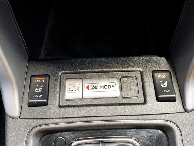 XT-P新車136萬.4WD頂配.水平對臥2.0渦輪.240P大馬力.全景天窗.IKEY免鑰.雙區恆溫.加熱椅.保證實錶  第13張相片
