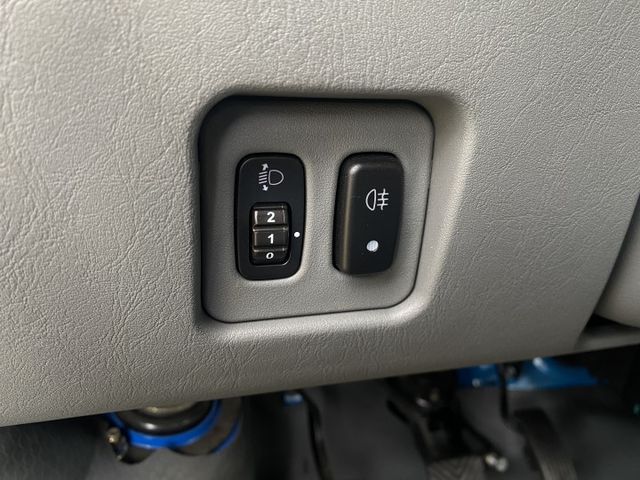 一手車.原漆原鈑件.才跑3萬.一年跑不到5千公里.車況超讚.整車很新.挑戰里程數最少.售價賣最便宜.有冷氣.有倒車顯影!  第11張相片