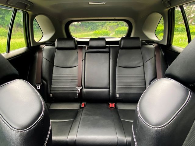 用最好的車況挑戰網路最低價.新20年RAV4旗艦版4WD.全景天窗. 環景.通風座椅.摸門.影音.Carplay.電尾門  第14張相片