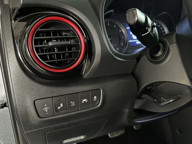 搶手的1.6t.渦輪.4WD.頂級版.定速.換道.偏離.置中.急煞.HUD.倒顯影音.前後雷達.後座倒覆.車頂架.多功能  第10張相片