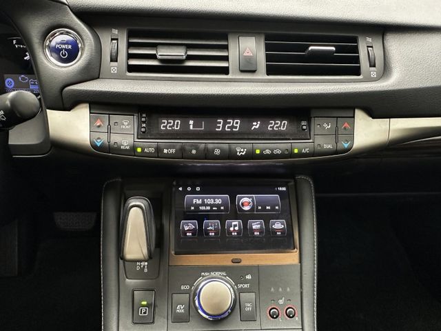 油電車的優等生.省油省稅好開好養.定速.快撥片.雙前座電動椅.切換操控模式.前後雷達.導航.倒顯.多元影音.後座分離倒覆  第5張相片