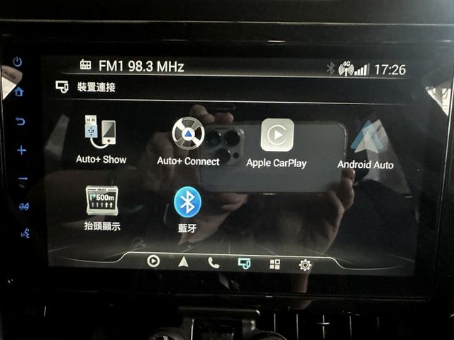 正22年式.特仕GR版.一手女用.全車原鈑原漆.定速.偏離.ACC跟車.急煞.環景.導航.多元新影音.HUD.勁速SUV  第8張相片