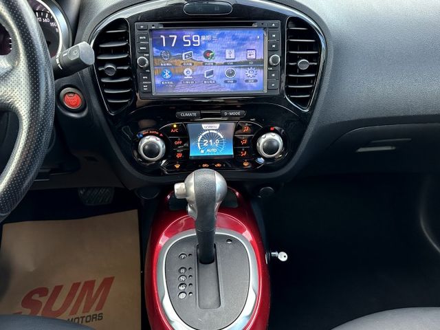 英式風味跑旅車 I-KEY 定速 恆溫 雙前電熱椅 導航 倒車顯影 HUD抬顯 後座可分離倒覆 雙色內裝 品味直接拉滿!  第7張相片