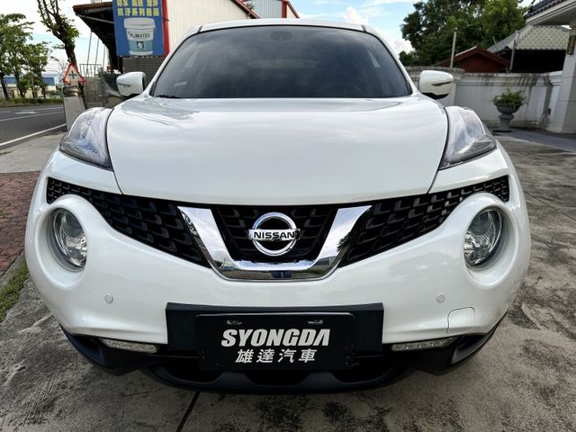 英式風味跑旅車 I-KEY 定速 恆溫 雙前電熱椅 導航 倒車顯影 HUD抬顯 後座可分離倒覆 雙色內裝 品味直接拉滿!  第14張相片