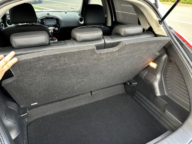 英式風味跑旅車 I-KEY 定速 恆溫 雙前電熱椅 導航 倒車顯影 HUD抬顯 後座可分離倒覆 雙色內裝 品味直接拉滿!  第17張相片