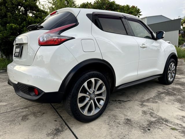 英式風味跑旅車 I-KEY 定速 恆溫 雙前電熱椅 導航 倒車顯影 HUD抬顯 後座可分離倒覆 雙色內裝 品味直接拉滿!  第18張相片