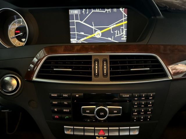 天窗頂級 大包 全套4摸門 I-KEY 定速 雙電椅 盲點 置中 前後影像 導航 影音 高級音響 酷帥轎跑車 超高質感  第8張相片