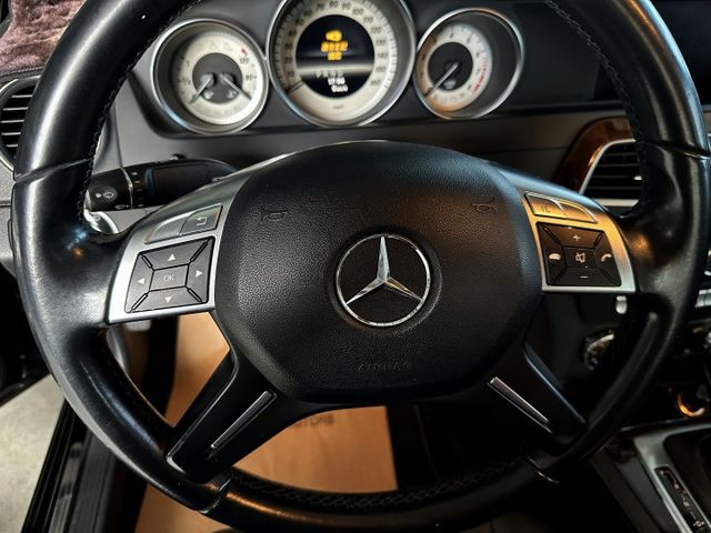 天窗頂級 大包 全套4摸門 I-KEY 定速 雙電椅 盲點 置中 前後影像 導航 影音 高級音響 酷帥轎跑車 超高質感  第16張相片