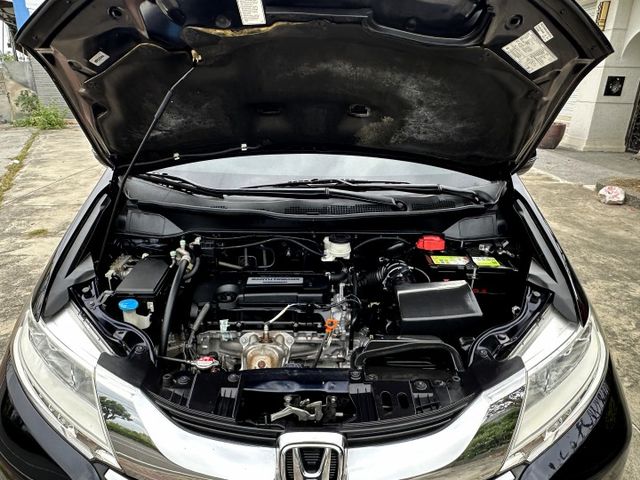 頂級七人座 天窗 I-KEY 三區恆溫 換道 盲點 斜坡輔助 電椅 電滑門 導航 環景 多元影音 腳靠 後排可調整變化!  第2張相片