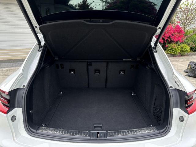 MACAN S Diesel 4WD 快撥片 雙記憶電椅 腿拖 HID主動轉向頭燈 電動尾門 21吋圈 體驗操控多模式  第14張相片