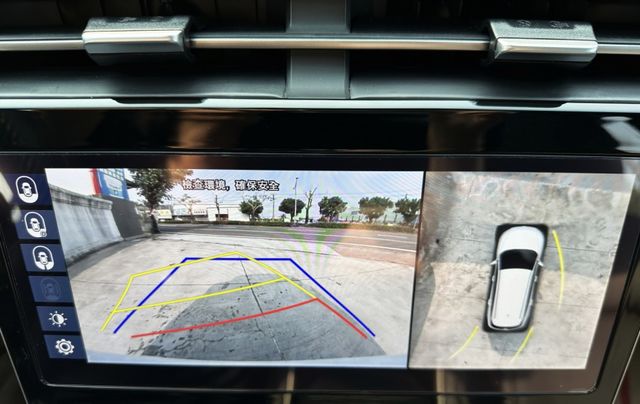 GLT-C頂級 油電休旅 全景天窗 雙冷熱通風電動椅 腰靠 ACC 偏離 盲點 換道 環景 急煞 電尾門 CARPLAY  第10張相片