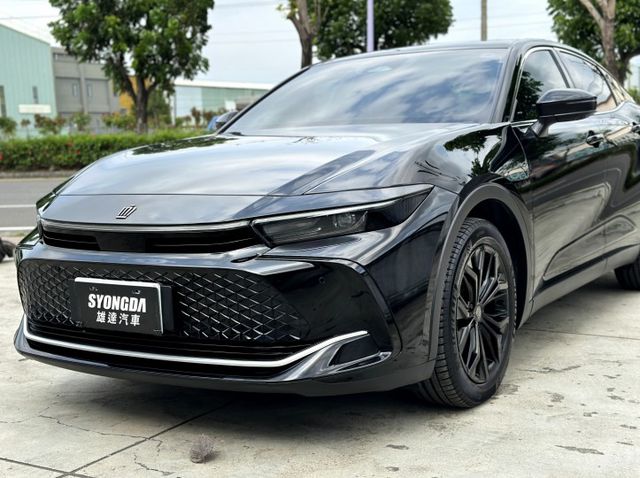 一手女用 原鈑原漆 七年保固 雙電椅 ACC跟車 偏離 盲點 換道 車道維持 急煞 電動後蓋 HUD 導航影音 省油休旅  第3張相片