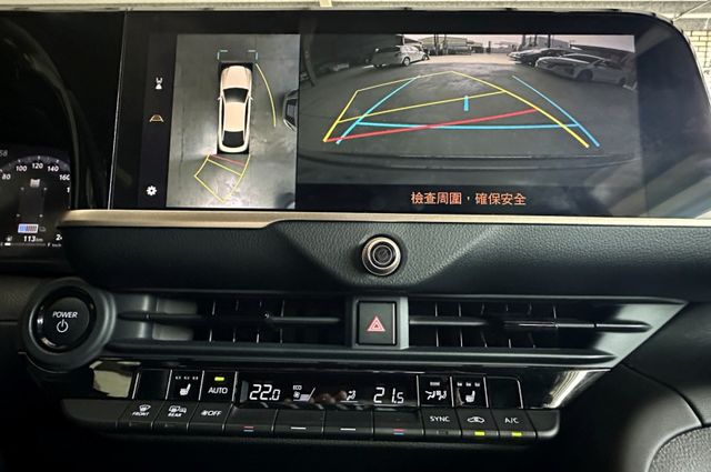 一手女用 原鈑原漆 七年保固 雙電椅 ACC跟車 偏離 盲點 換道 車道維持 急煞 電動後蓋 HUD 導航影音 省油休旅  第12張相片