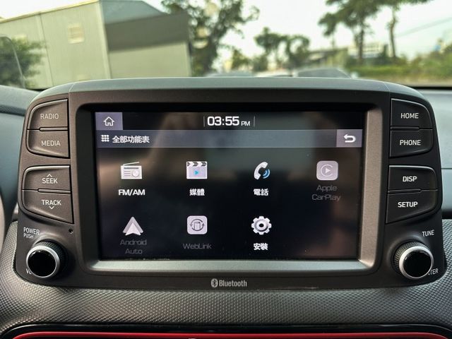 1.6t.渦輪 4WD 頂級版 換道 偏離 置中 急煞 HUD 倒顯 高級影音 前後雷達 後座平整倒覆 車頂架 實用休旅  第12張相片
