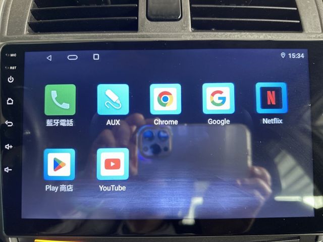 市場稀有 搶手G版 年跑八千多 省油又好開 原鈑件 定速 HID 恆溫 前後雷達 倒車顯影 導航新影音 內外裝車況都超讚  第16張相片