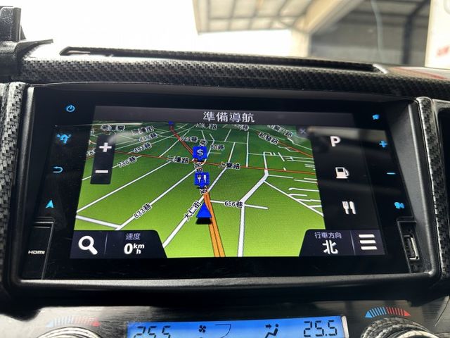 尊爵休旅 原鈑原漆 I-KEY 摸門 盲點 偏離 ACC跟車 斜坡 前後雷達 LED頭燈 HUD抬顯 導航 倒顯 影音  第12張相片
