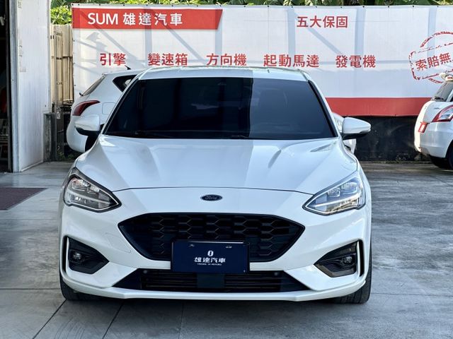 ST-LINE 原鈑認證 渦輪 I-KEY 快撥片 換道 置中 ACC跟車 急煞 HUD 倒車顯影 雙區恆溫 BO音響  第3張相片