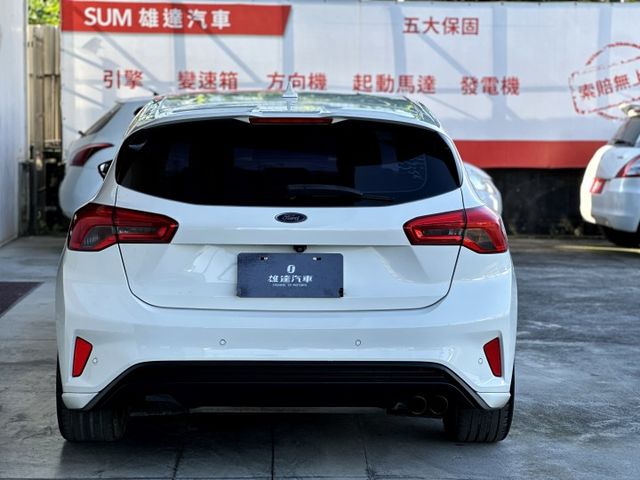 ST-LINE 原鈑認證 渦輪 I-KEY 快撥片 換道 置中 ACC跟車 急煞 HUD 倒車顯影 雙區恆溫 BO音響  第18張相片