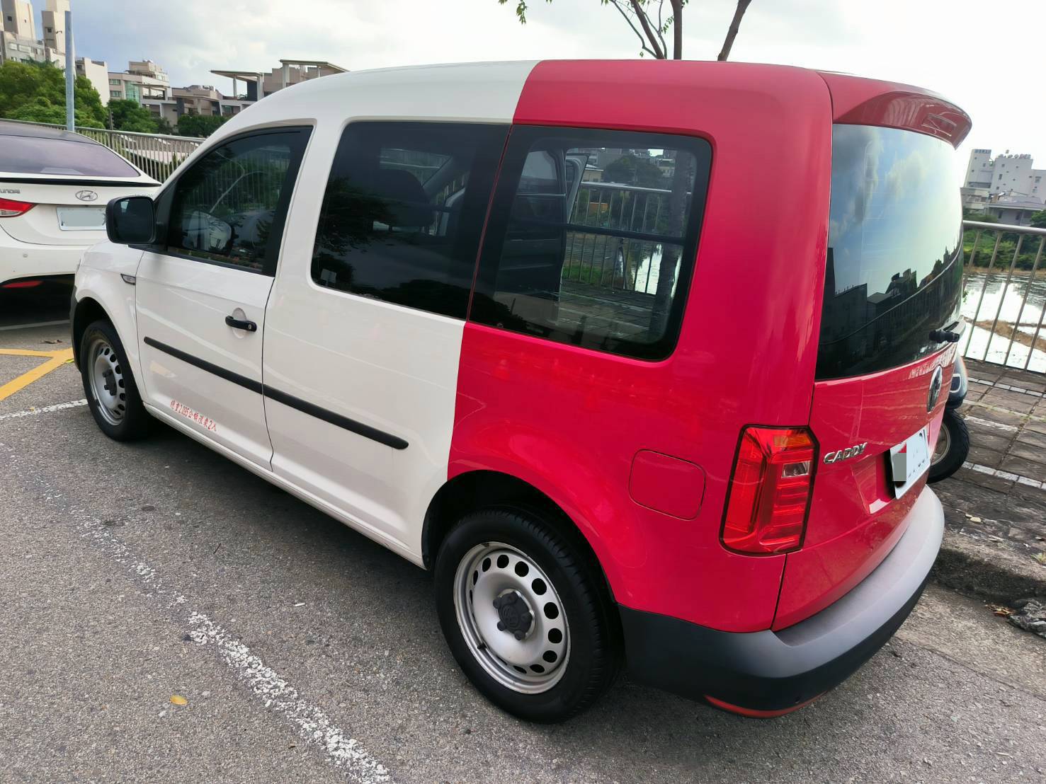 2020年福斯CADDY VAN 1.4汽油7速自手排短軸  第6張相片