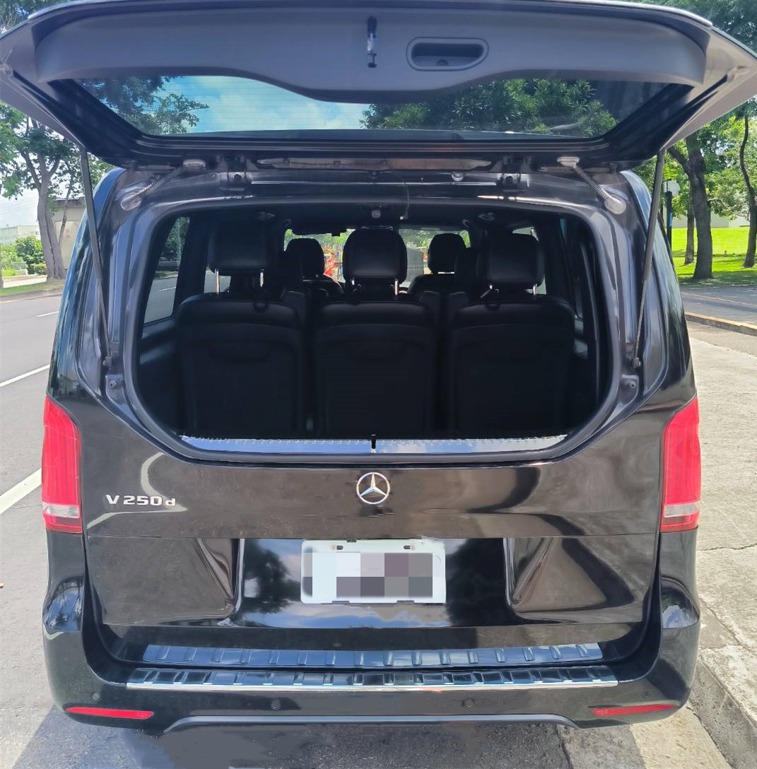 賓士 V250D 2.1柴油7速自手排8人座 #僅跑4.7萬  第9張相片