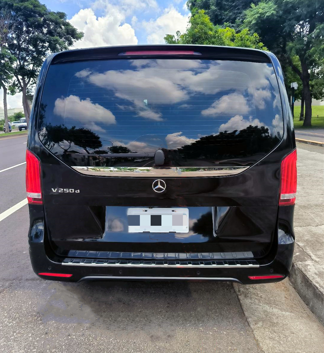 賓士 V250D 2.1柴油7速自手排8人座 #僅跑4.7萬  第10張相片