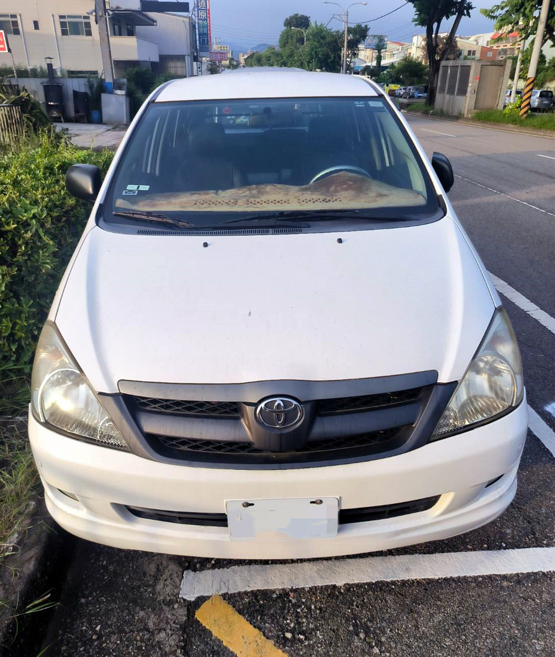 Toyota Innova E版2.0自排 大空間客貨兩用  少跑哩程保證無待修  第2張相片