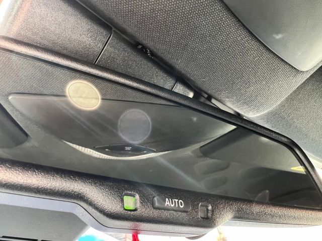 20年式 豪華頂配 ACC自動跟車/車道輔助 升級高檔精品 原鈑件認證 高雄二手車推薦模範店：三力汽車  第11張相片