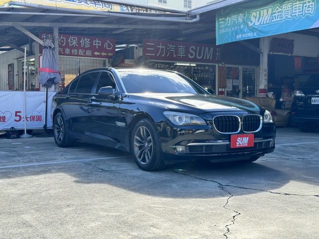 740Li 頂備ACC自動跟車 認證合格 前車主用心照顧 高雄二手車推薦模範店：三力汽車  第2張相片