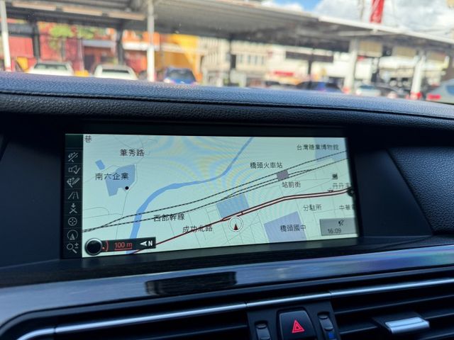 740Li 頂備ACC自動跟車 認證合格 前車主用心照顧 高雄二手車推薦模範店：三力汽車  第14張相片
