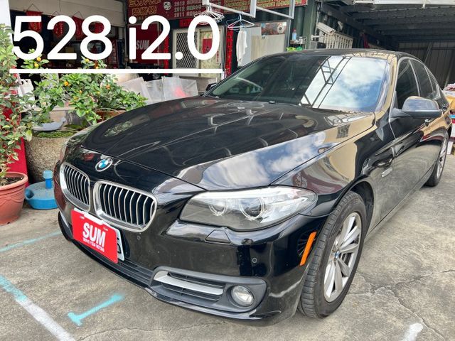 528i 2.0升新引擎 小改款 原鈑件認證車 內外氣氛美 性價比第一名  第1張相片