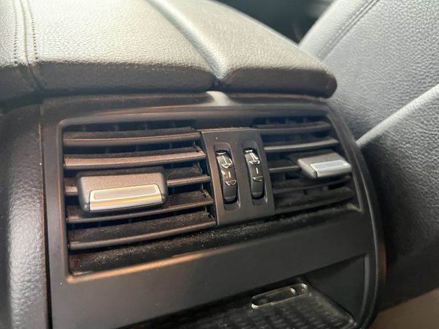 528i 2.0升新引擎 小改款 原鈑件認證車 內外氣氛美 性價比第一名  第4張相片