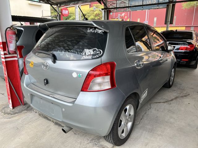 經濟實惠 省油實用小車  第6張相片
