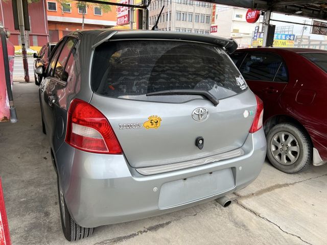 經濟實惠 省油實用小車  第7張相片