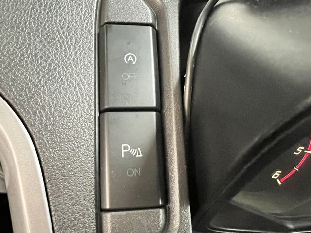 手排九人座＆露營車床模式 360環景 300安培鋰鐵電池+駐車冷氣 正時皮帶更新 保養極優 商務+休閒  第13張相片