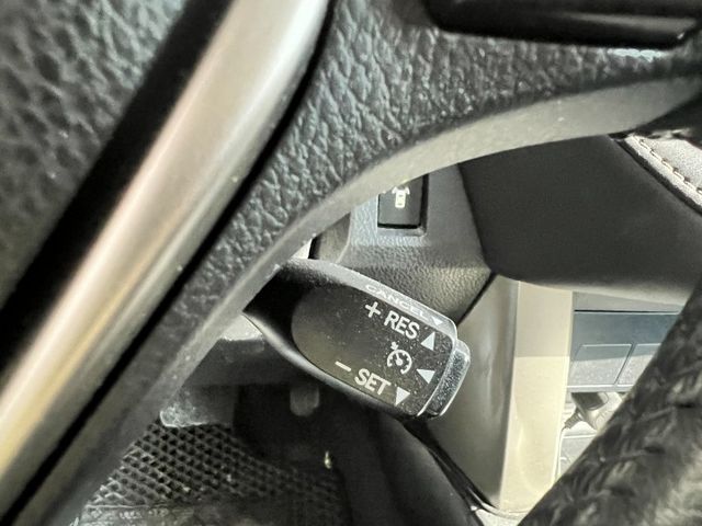 頂級原鈑 i-Key 定速 恆溫 電動座椅 影音 車況優 內裝美 實用休旅車  第9張相片