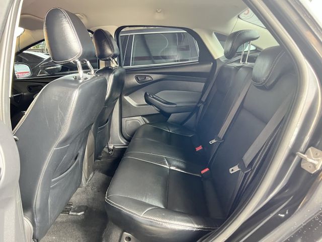 已更新正時皮帶 水泵浦 冷氣壓縮機 引擎腳等耗材  第3張相片