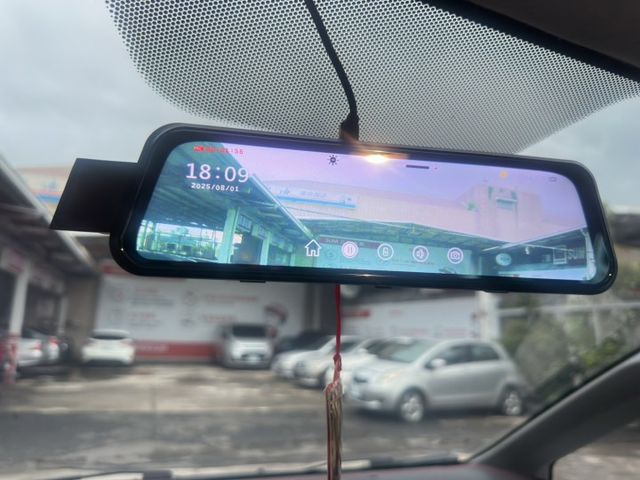 VTi-S版 小車大空間 帥氣空力套件 低里程 車況優  第9張相片