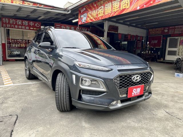 旗鑑99.8萬 雙色 4WD 自動剎停 盲點 車道置中 女用一手車  第2張相片