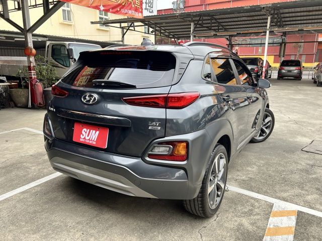 旗鑑99.8萬 雙色 4WD 自動剎停 盲點 車道置中 女用一手車  第3張相片