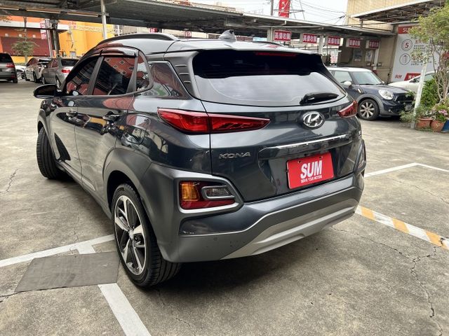 旗鑑99.8萬 雙色 4WD 自動剎停 盲點 車道置中 女用一手車  第4張相片