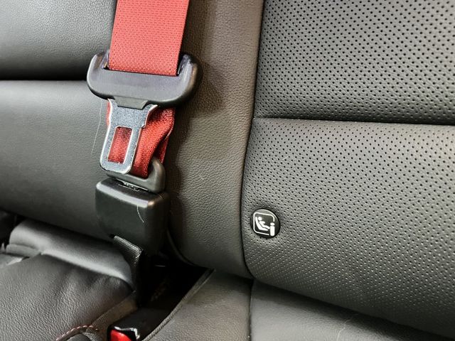 旗鑑99.8萬 雙色 4WD 自動剎停 盲點 車道置中 女用一手車  第8張相片