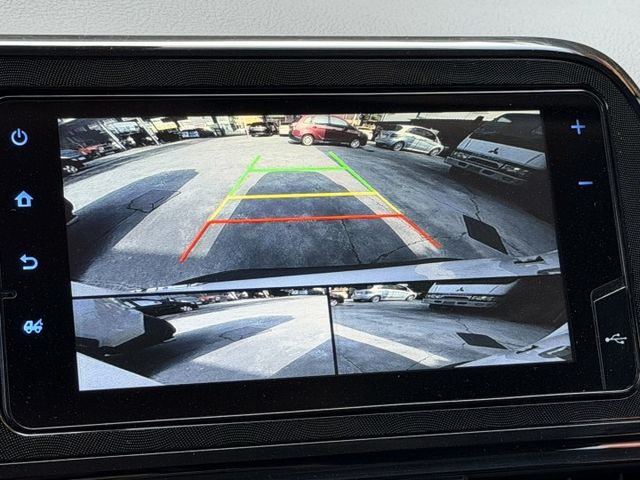 i-Key ISOFIX 倒車顯影 感應頭燈 大空間休旅車 家庭旅遊＆商用賺錢兩相宜  第10張相片