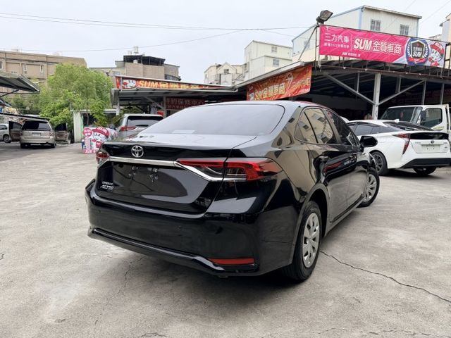 原鈑件 里程跑多 反應價格回饋 6氣囊 ESP ACC自動跟車 車道維持 倒車後視鏡自動調整  第3張相片