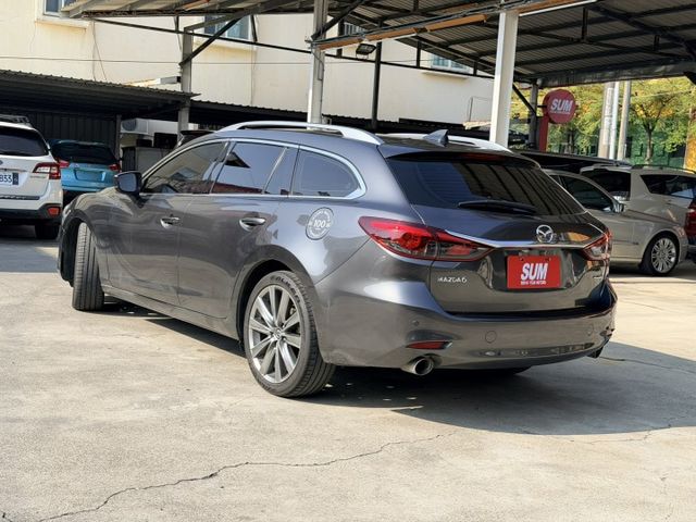 小改款全速域 一手漂亮車 無菸內裝/原廠保養 雙電動椅 i-Key 電子手煞 原廠環景  第4張相片